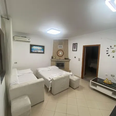 Marios Guest house *